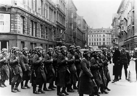 hipo traitor|Purges, Patriotism, and Political Violence: The Danish Case 1944–1945.